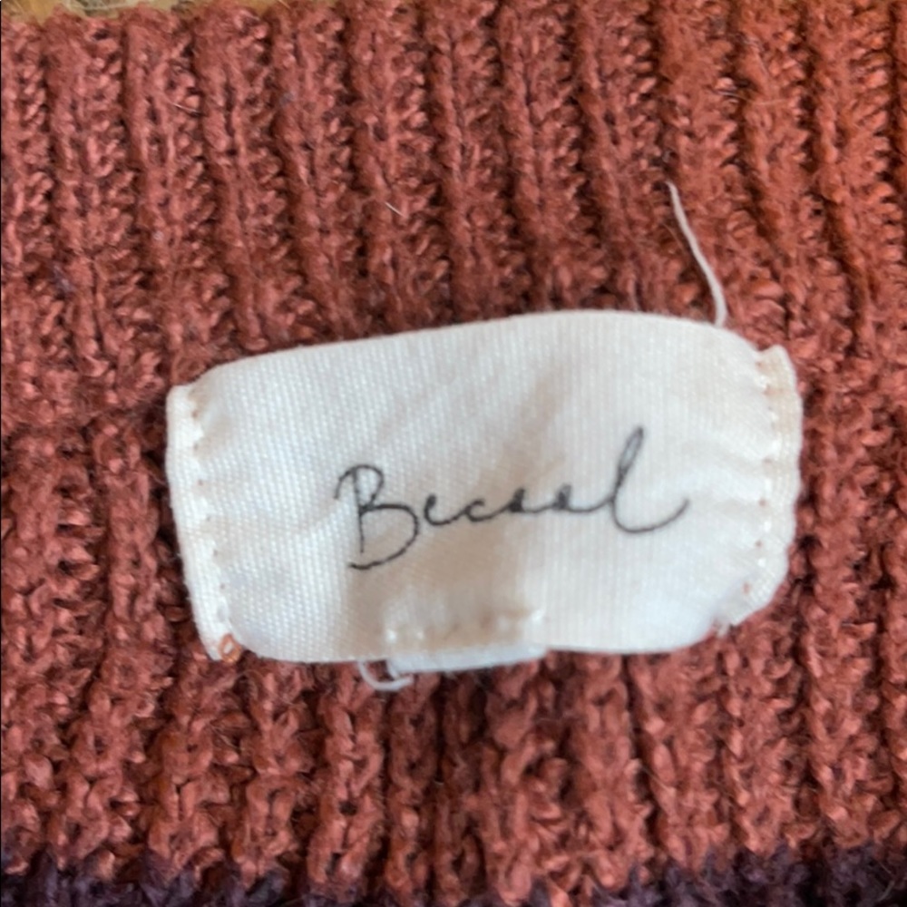 Sweater - Picture 2 of 2